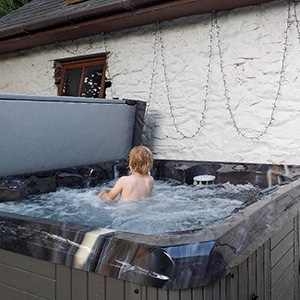 Hot tub