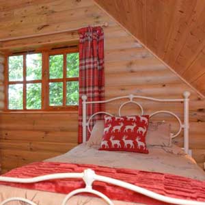 Twin bedroom